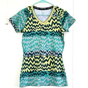 Nike Pro Shirt Women’s Size Medium Multicolor Dri Fit Stretch Short Sleeve Top.